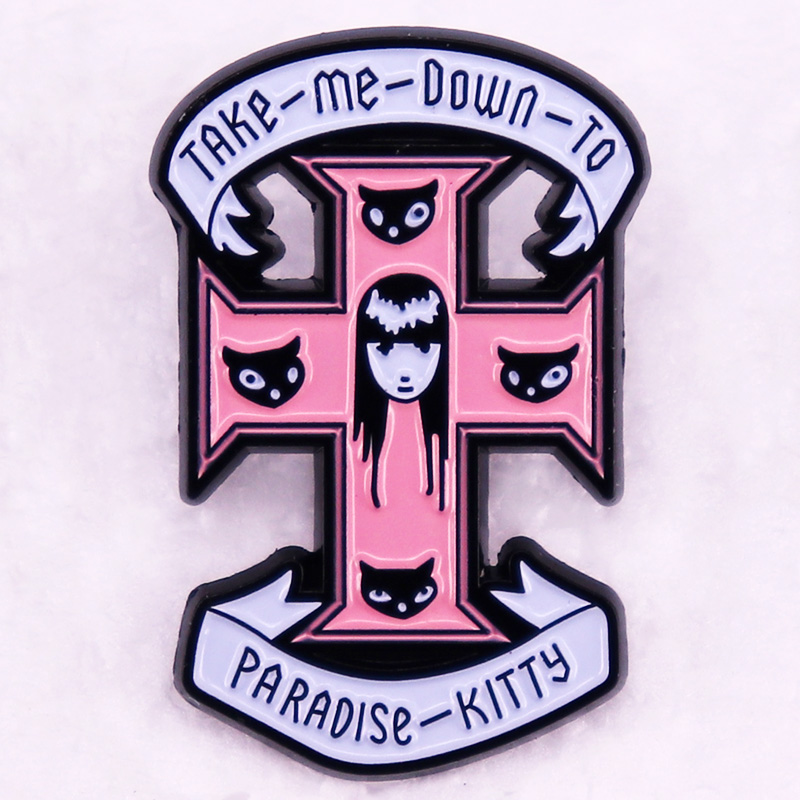 Paradise Jewelry & Watches Llc Miami Photos - Emily garip beni cennet Kitty rozeti